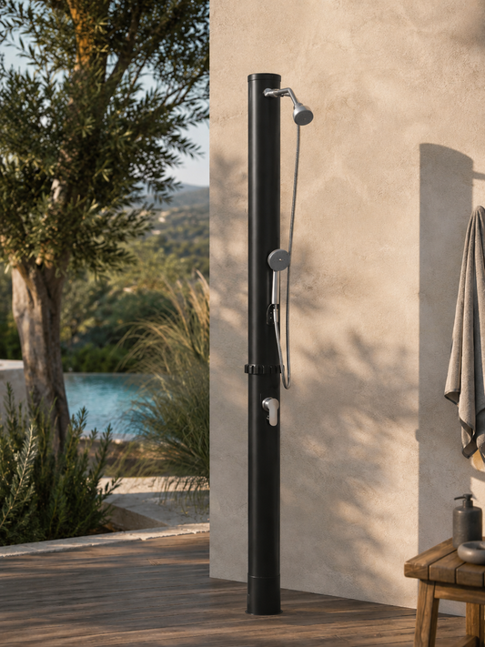 Douche solaire en PVC noir